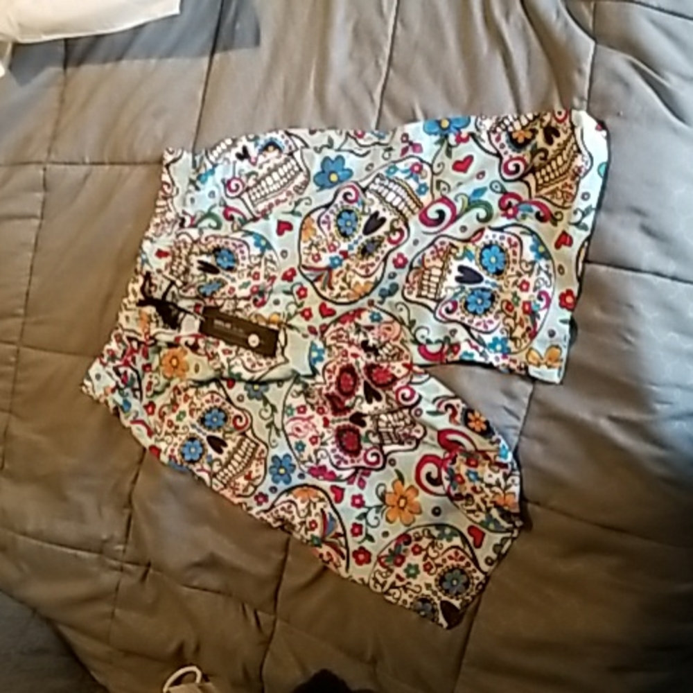 Skull design shorts